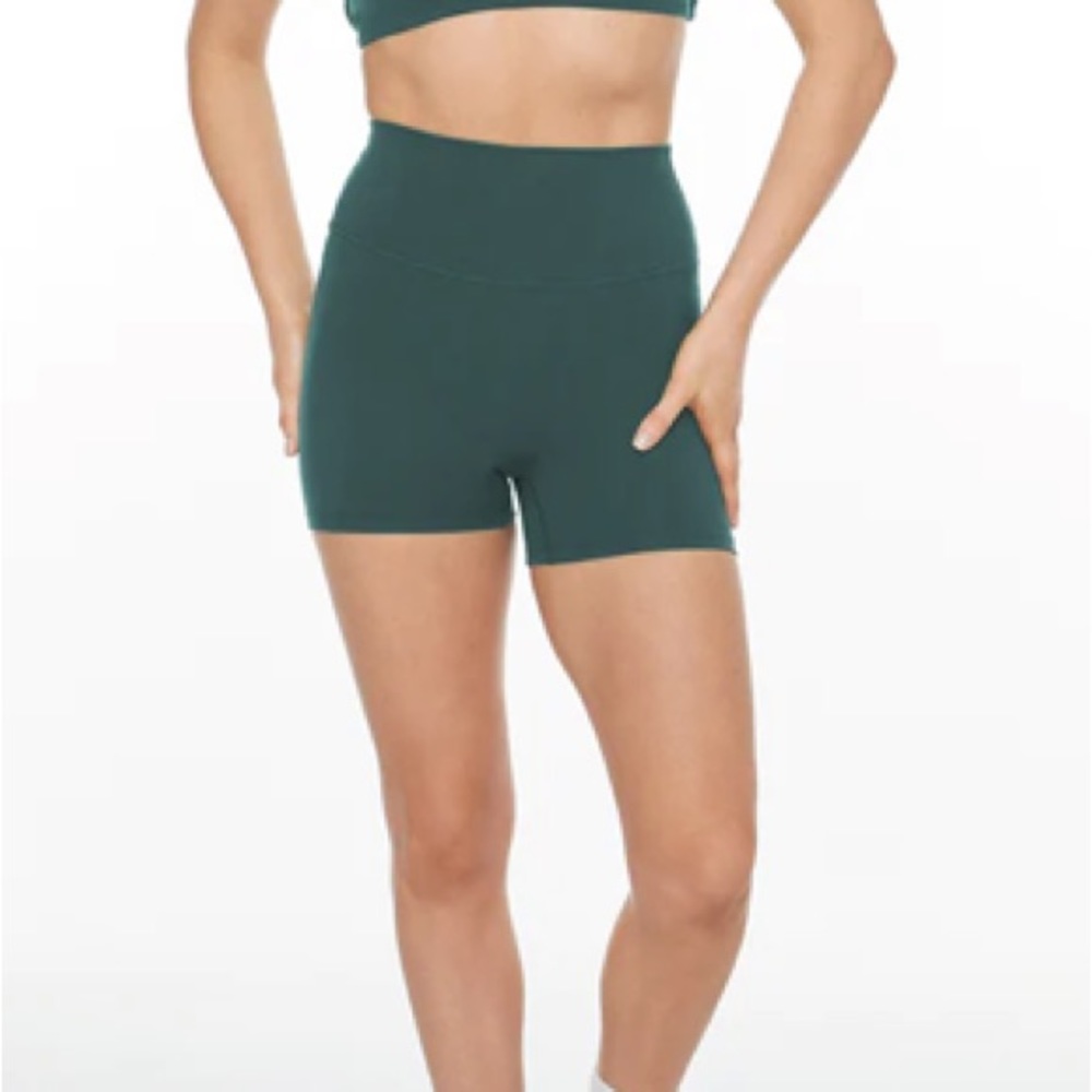 CSB SERENITY SCRUNCH SHORTS